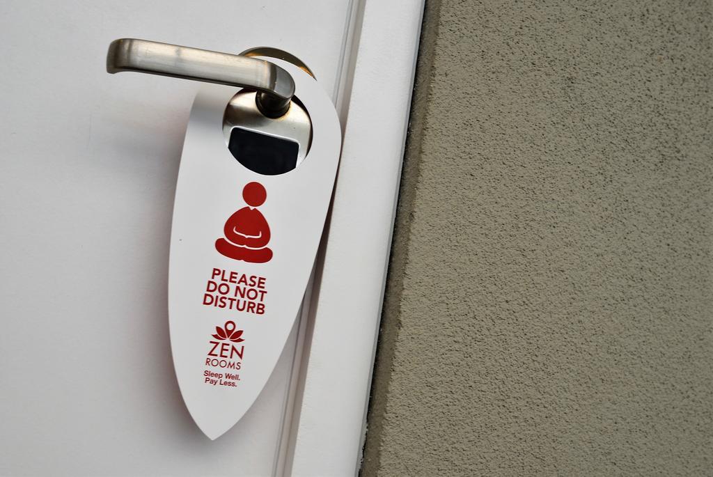 Zen Rooms Pasay Airport Road Paranaque City المظهر الخارجي الصورة